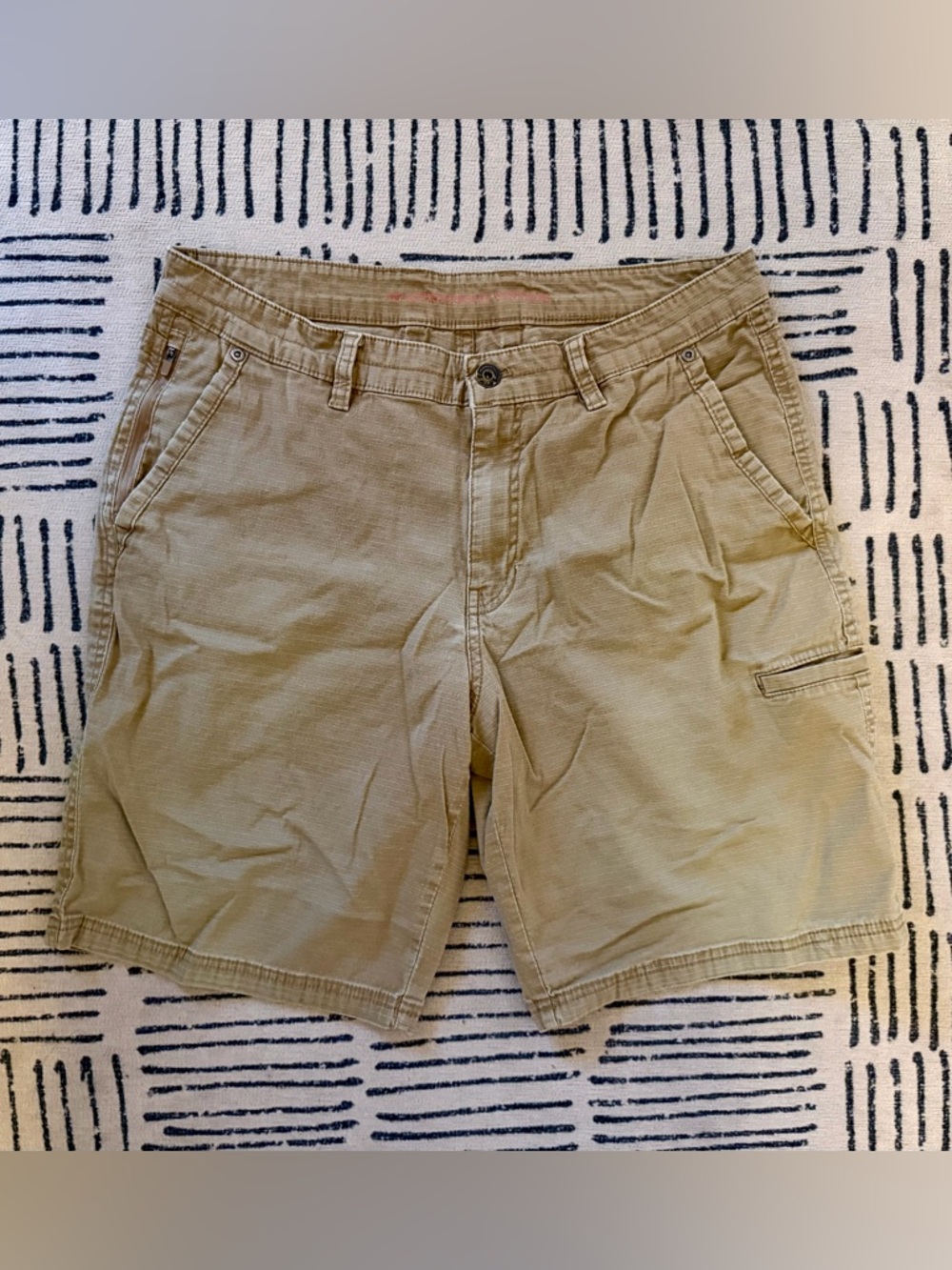Weatherproof vintage tan carpenter shorts